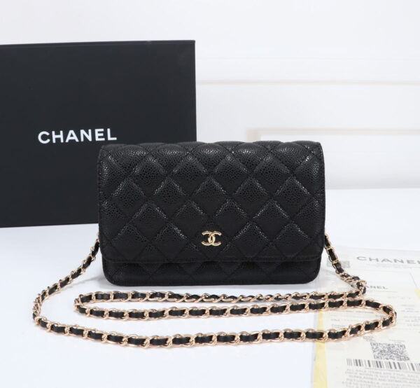 Chanel woc Classic Fortune Crossbody bag caviar with gold hardware Size: W19*H12*D4cm