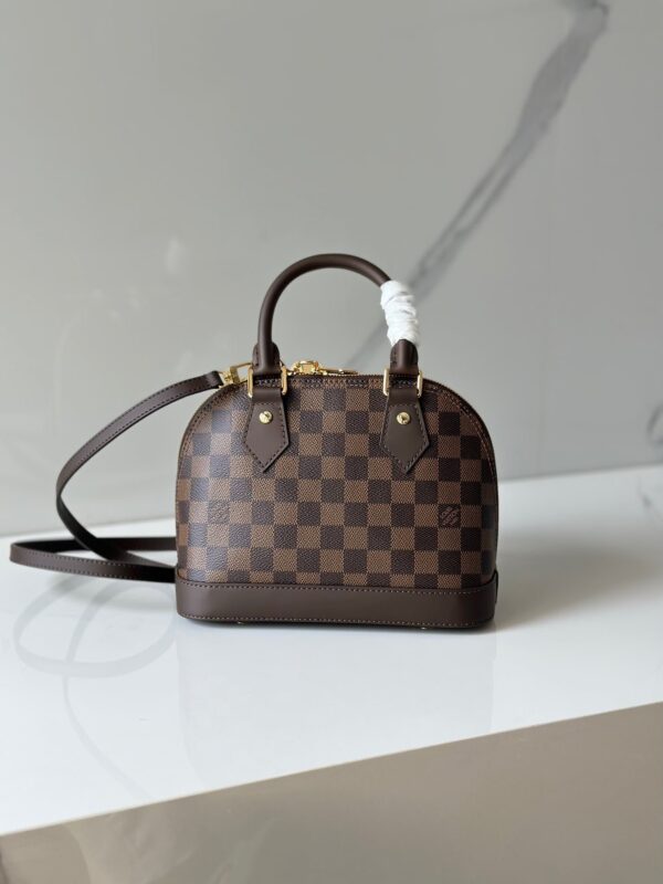 Louis Vuitton / LV n41221 alma bridge monogram shoulderbag size: 26*13*23cm