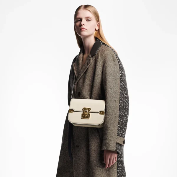 Louis Vuitton / LV Orsay MM M23654