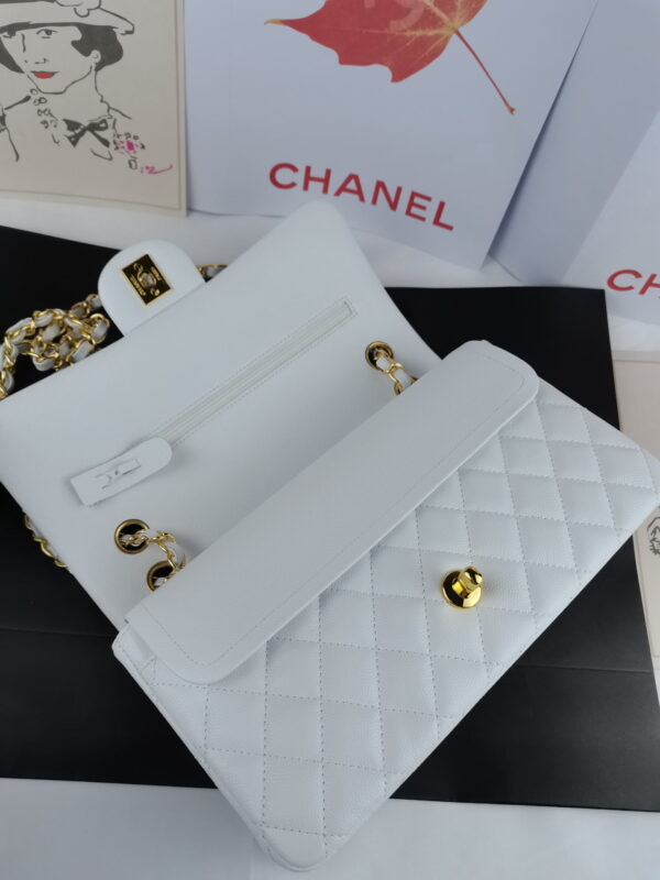 2 Chanel classic flap bag a01112 medium size: 15.5×25.5×6.5cm