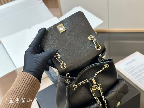 2 CHANEL Gabrielle caviar The homeless backpack black size: 20*20cm