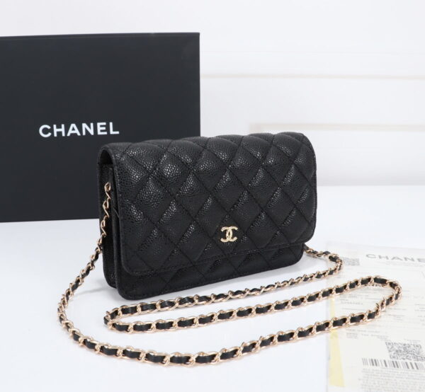 Chanel woc Classic Fortune Crossbody bag caviar with gold hardware Size: W19*H12*D4cm