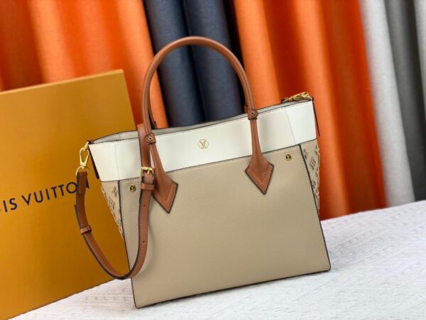 LV Classic monogram tote bag size: 30.5 x 24.5 x 14 cm