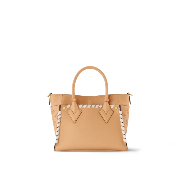 Louis Vuitton / LV On My Side PM M21585