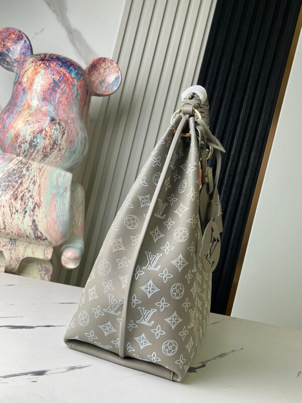 Louis Vuitton / LV monogram m23396 handbag size: 35x40x17cm