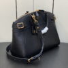 3 Louis Vuitton / LV zys lock it mm real leather m22914 size: 36*29*15cm