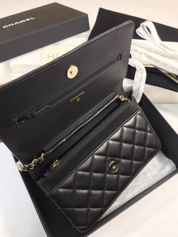 Chanel Classic Flap Bag 1794 size:19*12.5cm