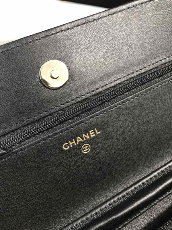 Chanel Classic Flap Bag 1794 size:19*12.5cm