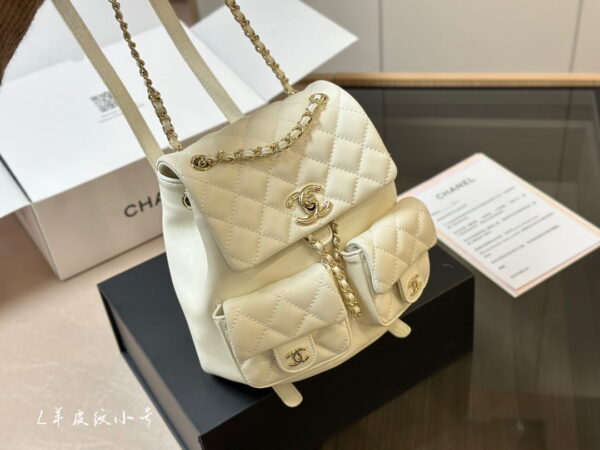 5 CHANEL Gabrielle Cowhide grain The homeless backpack 2 colors size: 20*20cm