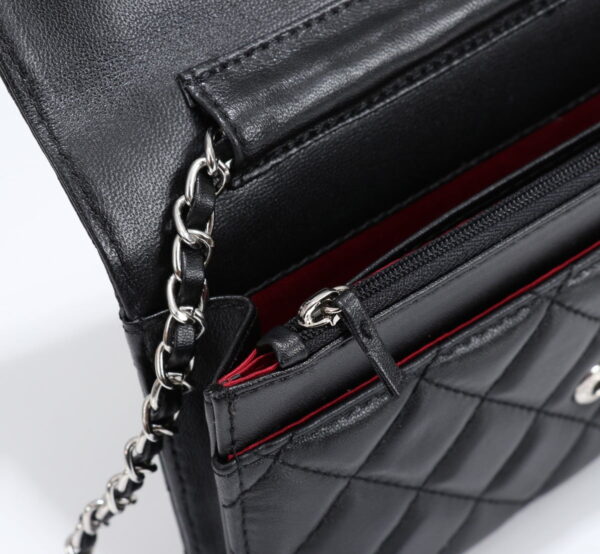 5 Chanel woc Classic Fortune Crossbody bag with sliver hardware Size: W19*H12*D4cm