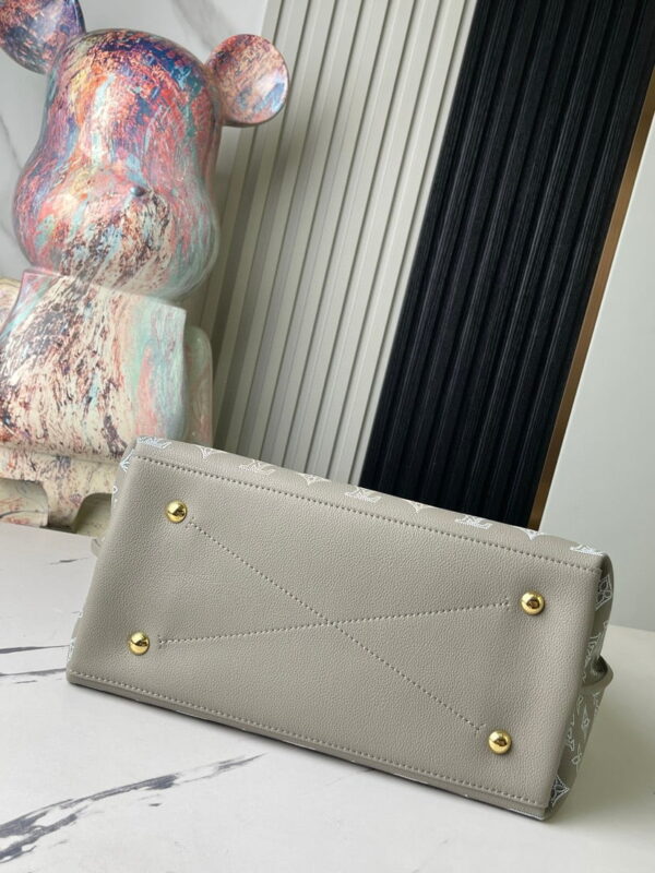 Louis Vuitton / LV monogram m23396 handbag size: 35x40x17cm