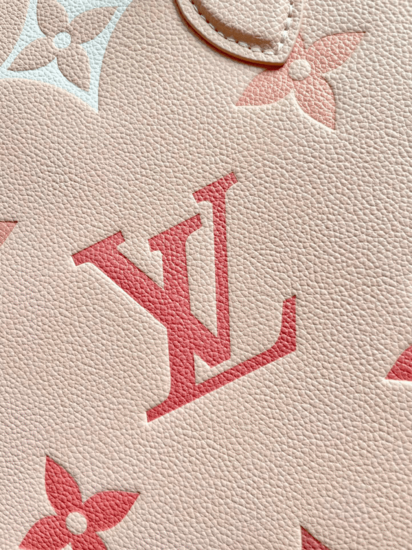 Louis Vuitton / LV Onthego M45653 size:25*19*11.5cm