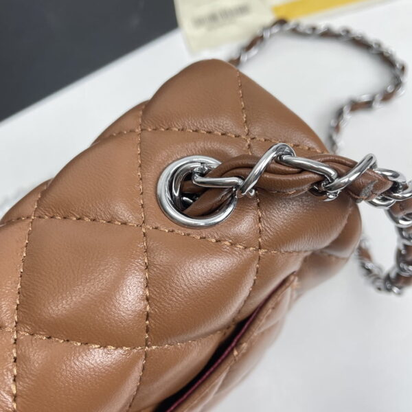 Chanel cf Square Fat 1115 sheepskin leather orange size: 18*14*7cm