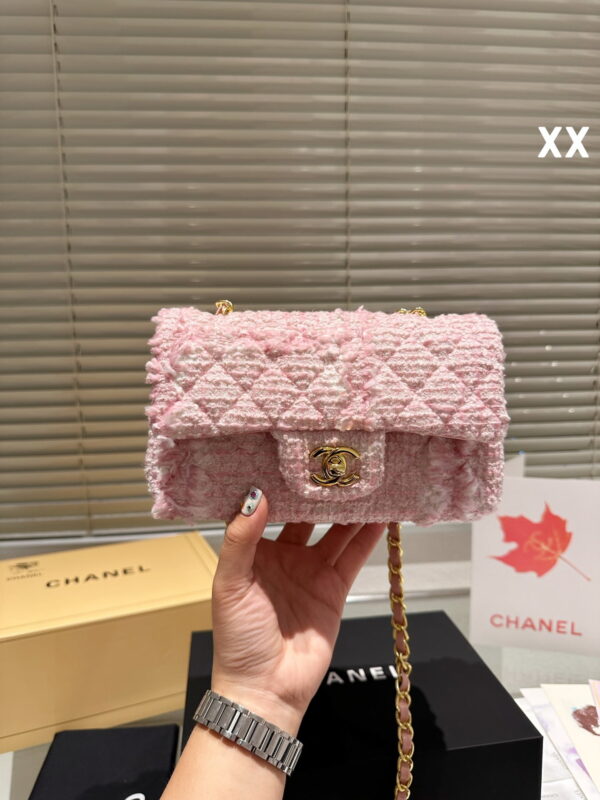 Chanel 22k woolen chain bag pink size: 20*11cm