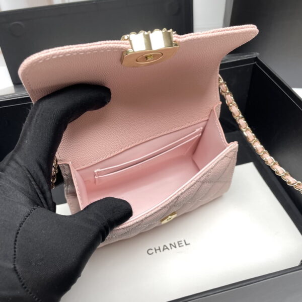 Chanel Black Horse Kelly Lichee cowhide long handle bag 9100 pink size:19*10*4.5cm