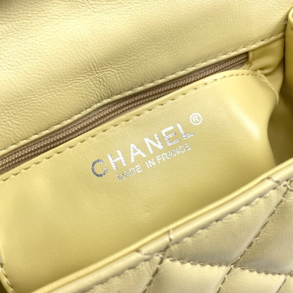 Chanel cf Square Fat 1115 sheepskin leather yellow size: 18*14*7cm