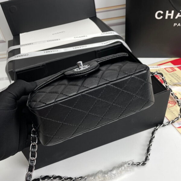 Chanel cf Square Fat 1115 sheepskin leather black size: 18*14*7cm