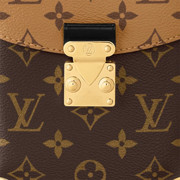 Louis Vuitton / LV Camera Box M82465