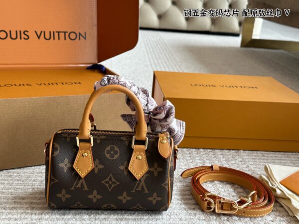 Lxiaba 200 LV leather high-quality handbag with the original scarf and box 16*10cm