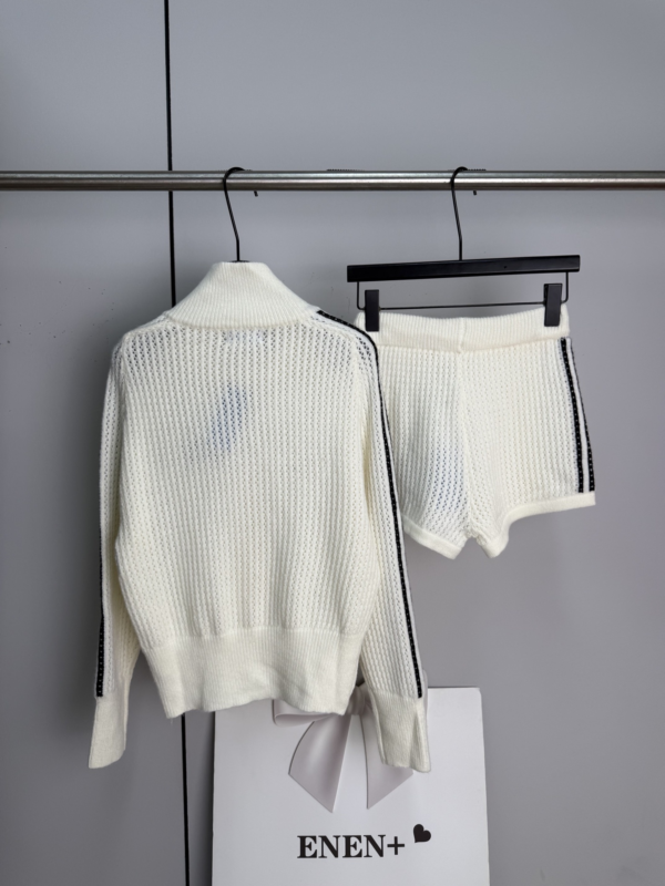 adidas  20260101006149