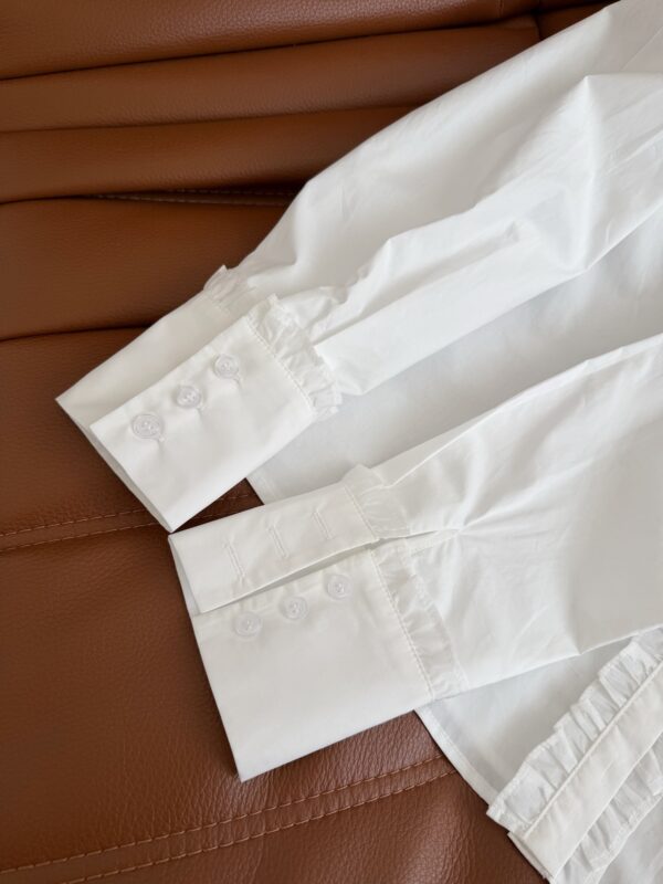 Celine20260120043099