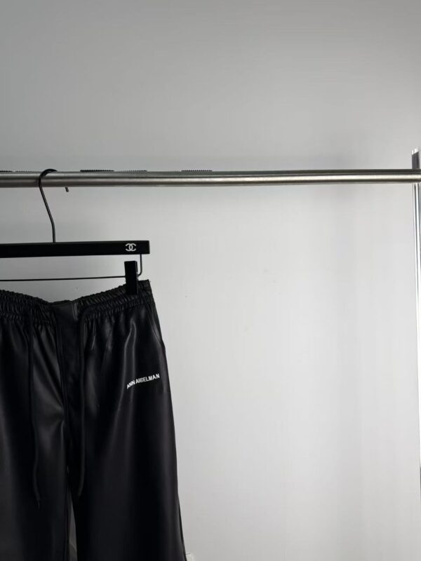 Alexander Wang 20260103011109