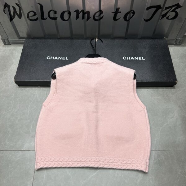 Chanel20260120052080