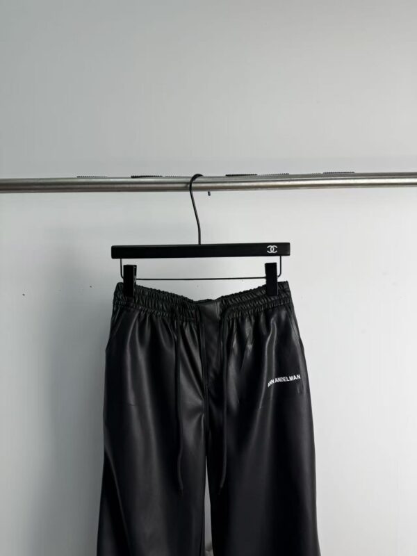 Alexander Wang 20260103011109