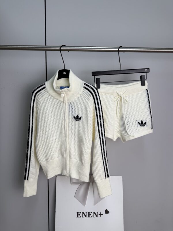 adidas  20260101006149