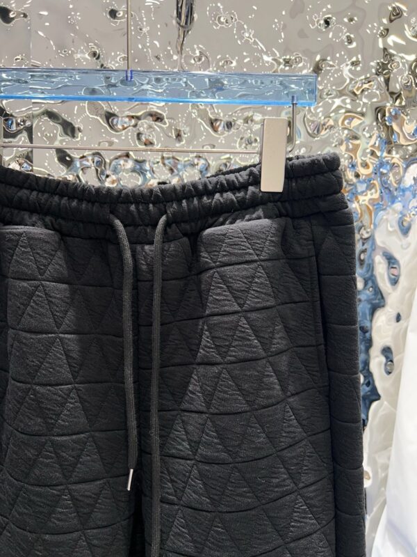 Chanel20260120054165