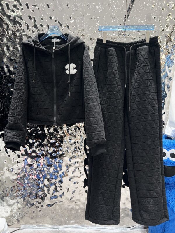 Chanel20260120054165