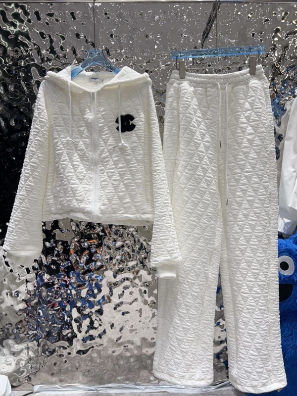 Chanel20260120056165